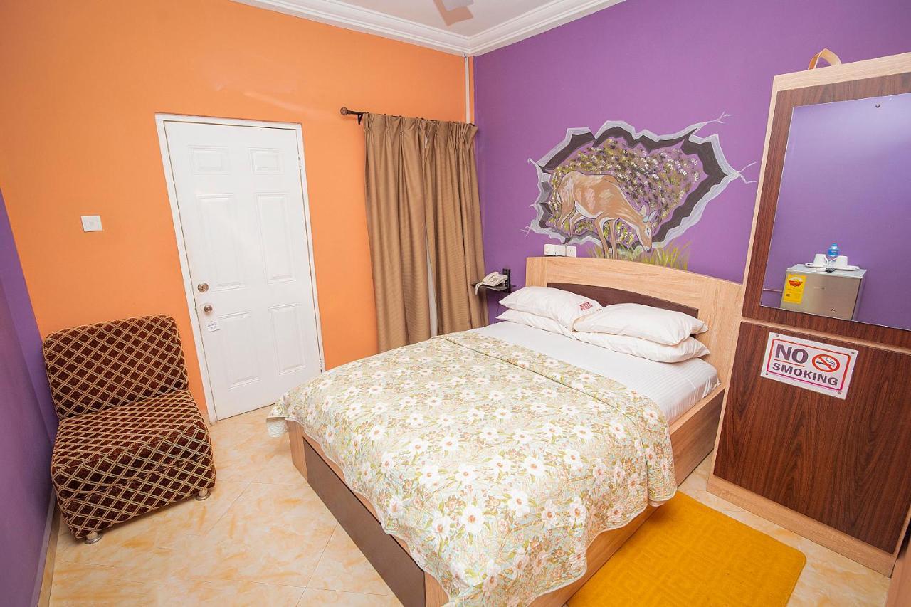 Hilton View Hotel Ogbodjo Bagian luar foto