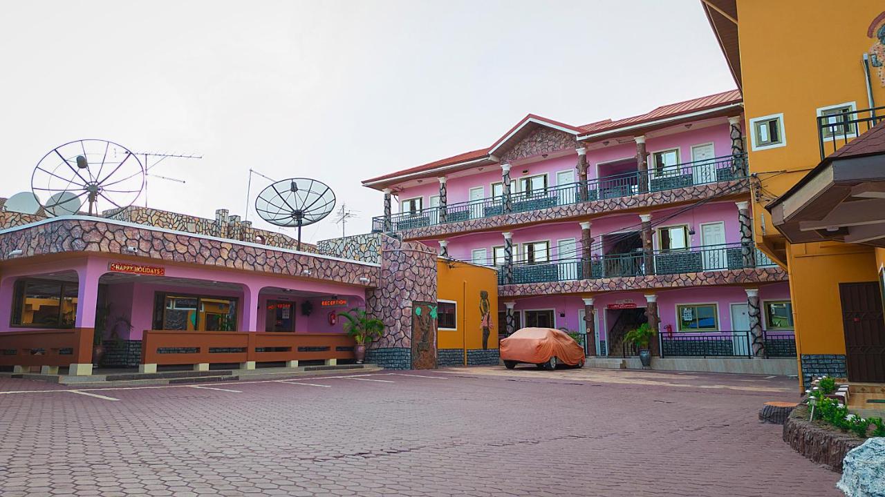 Hilton View Hotel Ogbodjo Bagian luar foto