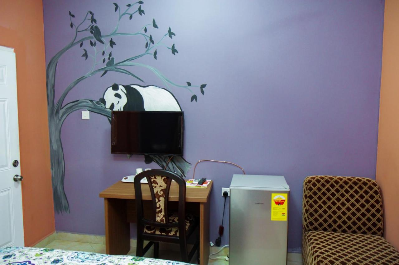 Hilton View Hotel Ogbodjo Bagian luar foto