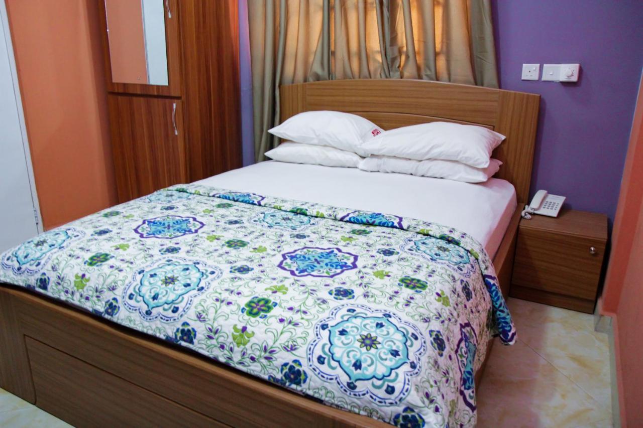 Hilton View Hotel Ogbodjo Bagian luar foto